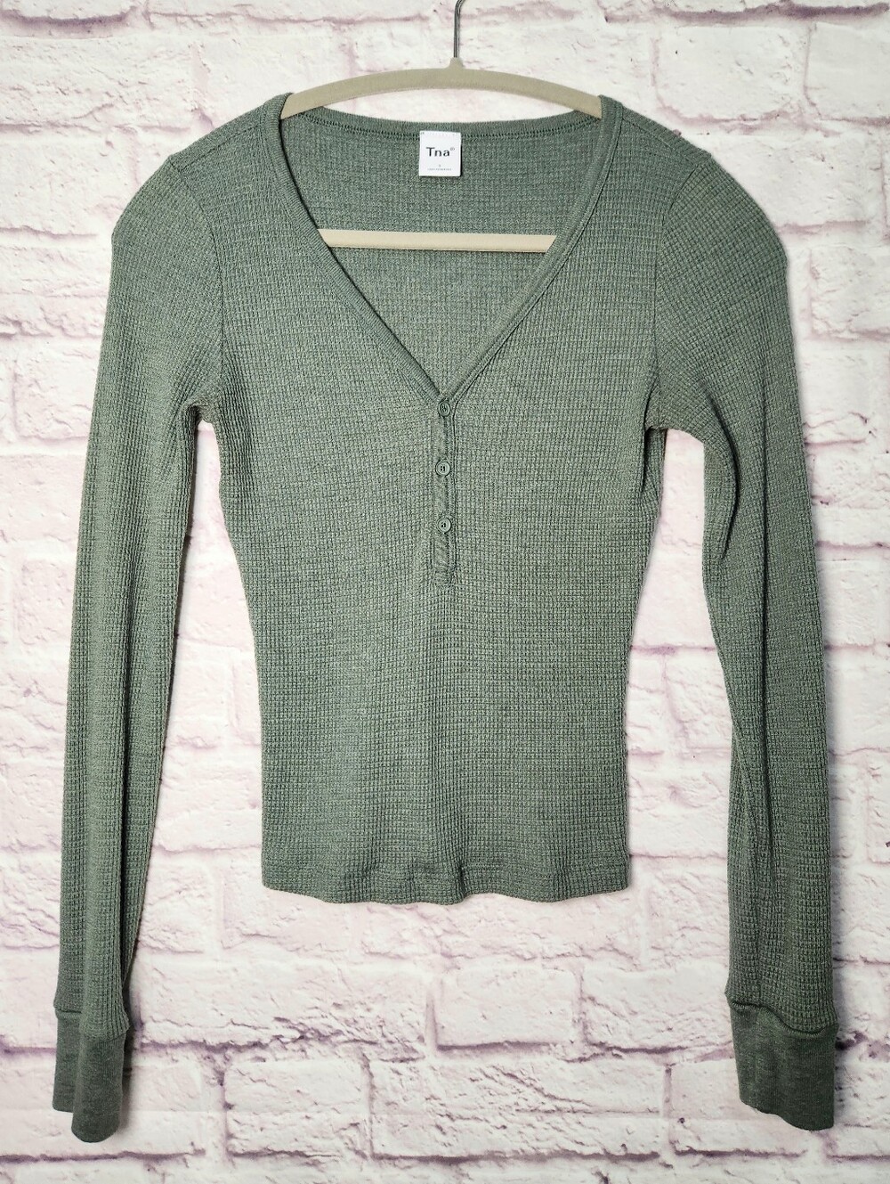 Aritzia Tna HomeStretch Rib Henley Longsleeve Top Size Small Olive Green